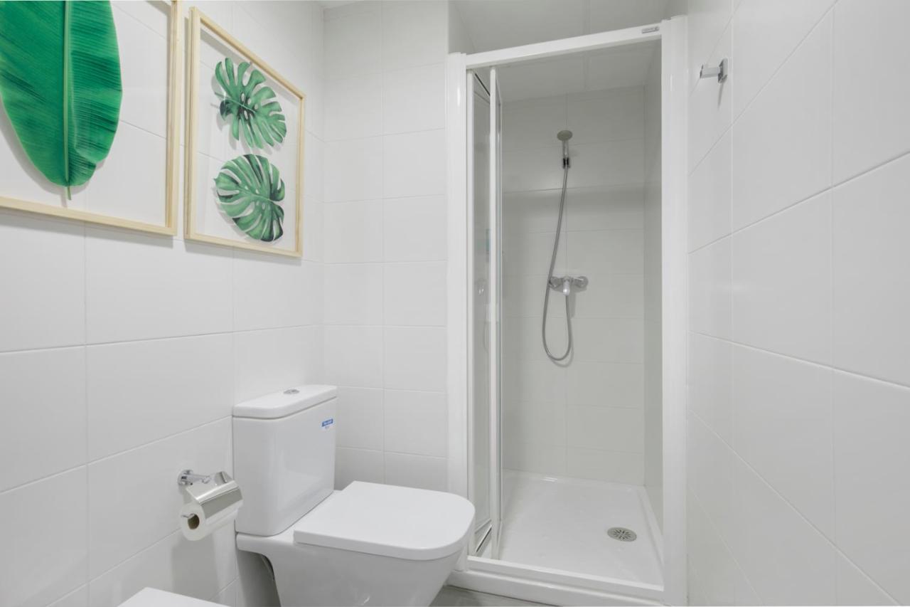 Hi Room - Smart Apartments - He 2 Granada Bagian luar foto